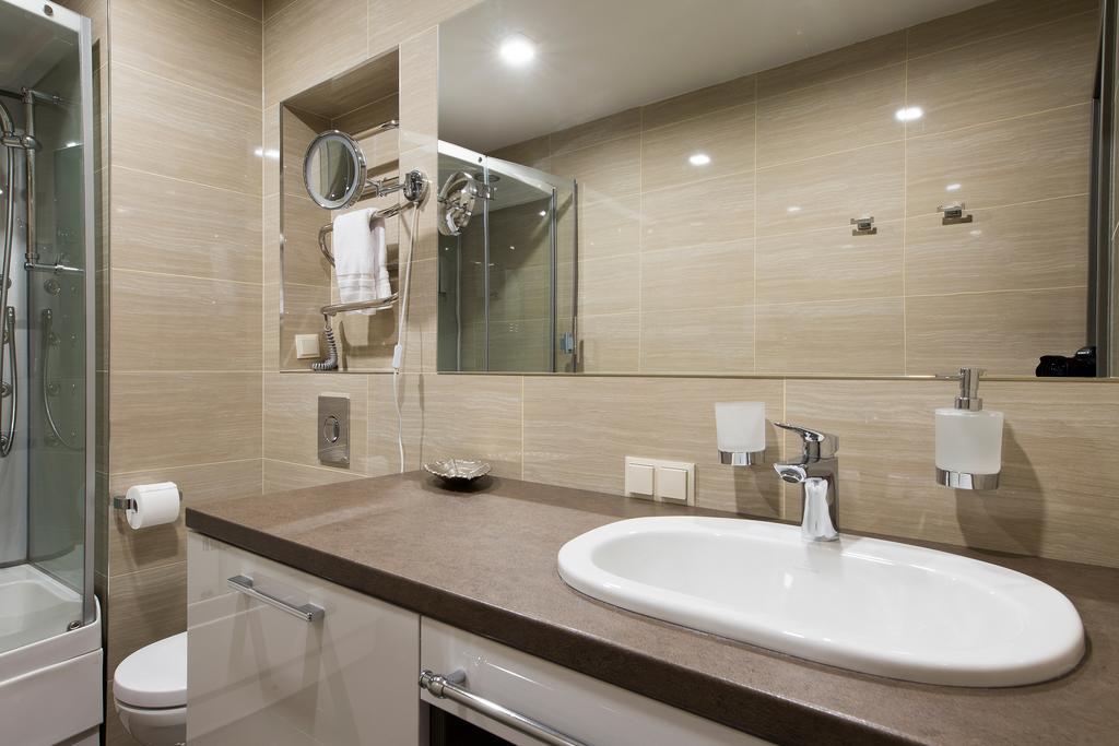 St.Roland Livu Square Apartment Riga Exterior photo